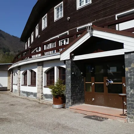 Ξενοδοχείο Pod Sokolim