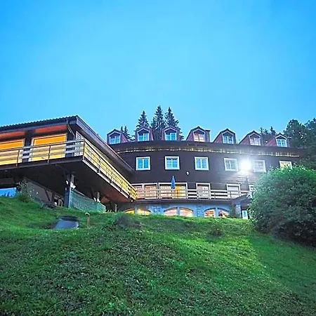 Hotel Chata Pod Sokolim
